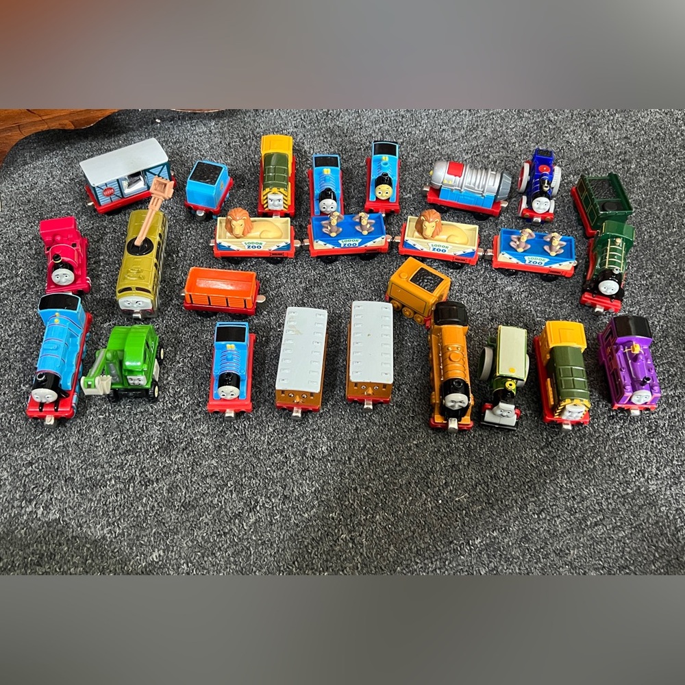 Vintage Thomas the Train Die Cast Trains 2002-2004